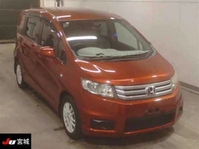 HONDA FREED SPIKE