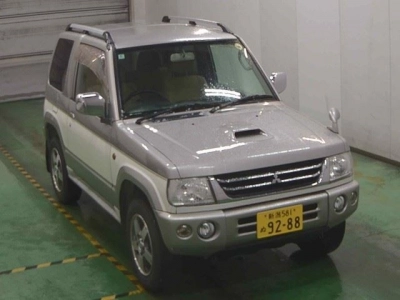 MITSUBISHI PAJERO MINI