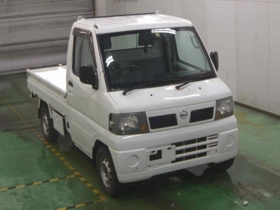NISSAN CLIPPER TRUCK