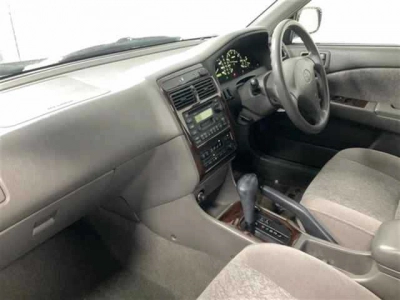 TOYOTA CORONA PREMIO