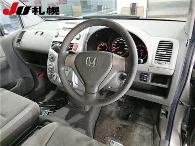 HONDA MOBILIO