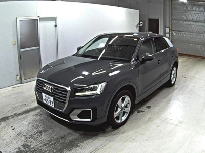 AUDI Q2