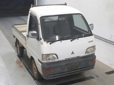 MITSUBISHI MINICAB TRUCK