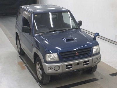 MITSUBISHI PAJERO MINI