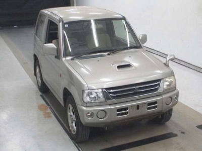 MITSUBISHI PAJERO MINI