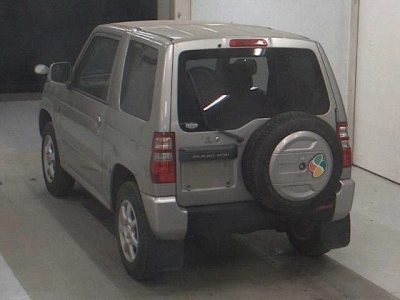 MITSUBISHI PAJERO MINI