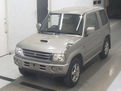 MITSUBISHI PAJERO MINI