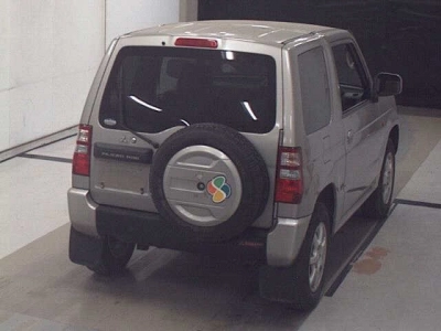 MITSUBISHI PAJERO MINI