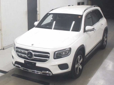 MERCEDES BENZ GLB