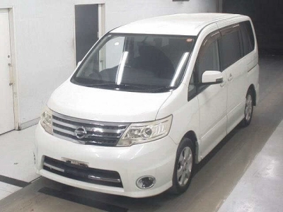 NISSAN SERENA