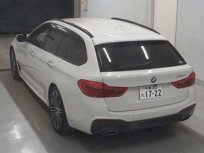 BMW 5 SERIES