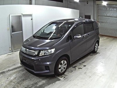 HONDA FREED SPIKE