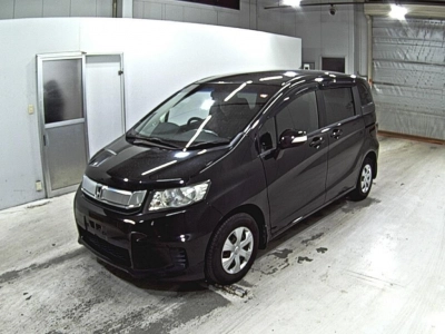 HONDA FREED SPIKE