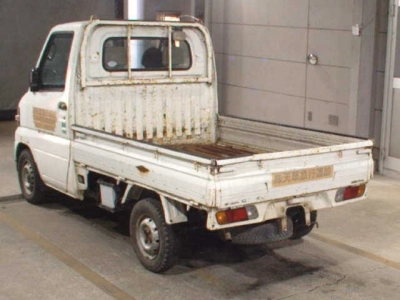 NISSAN CLIPPER