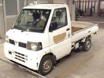 NISSAN CLIPPER