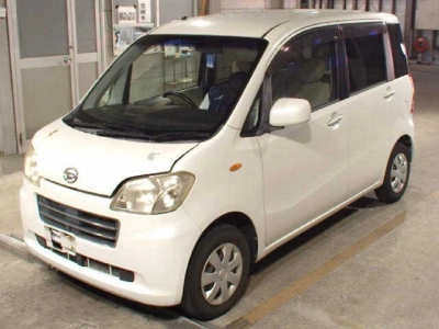 DAIHATSU TANTO EXE