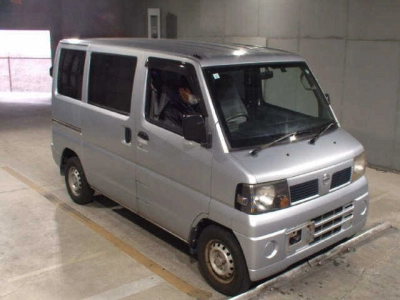 NISSAN CLIPPER