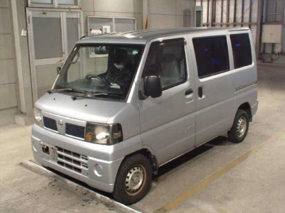 NISSAN CLIPPER