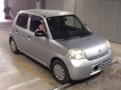 DAIHATSU ESSE
