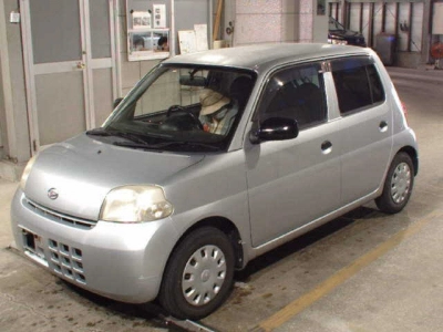 DAIHATSU ESSE