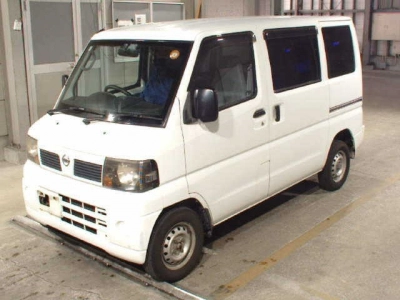 NISSAN CLIPPER
