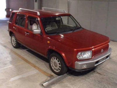NISSAN RASHEEN