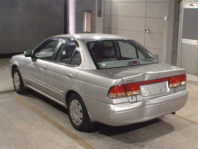 NISSAN SUNNY