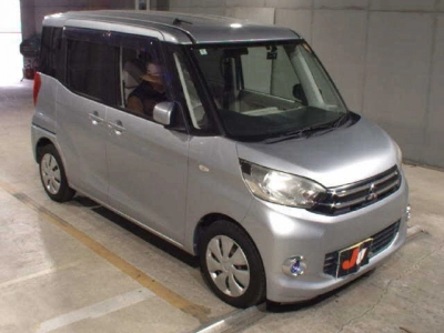 MITSUBISHI EK SPACE