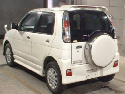 DAIHATSU TERIOS KID