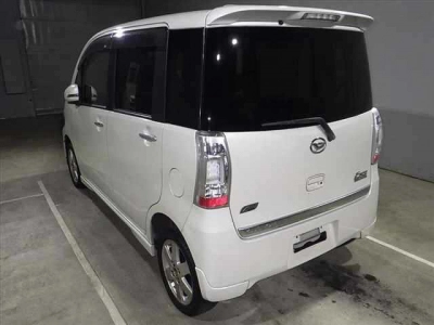 DAIHATSU TANTO EXE
