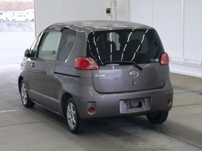 TOYOTA PORTE