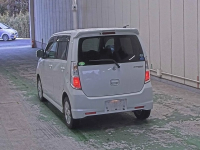 SUZUKI WAGON R STINGRAY