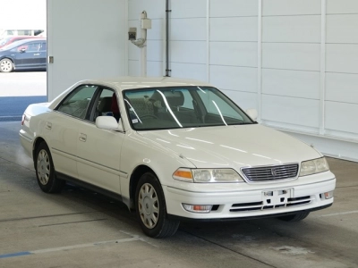 TOYOTA MARK II