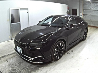 TOYOTA CROWN CROSSOVER