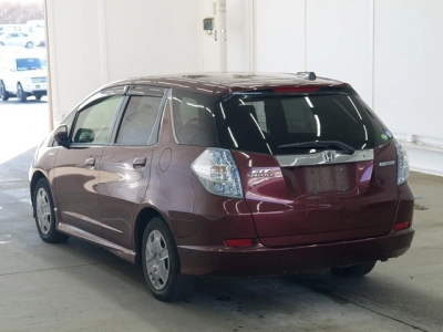 HONDA FIT SHUTTLE HYBRID