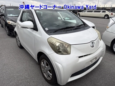 TOYOTA IQ