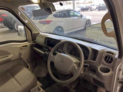 NISSAN NV100 CLIPPER