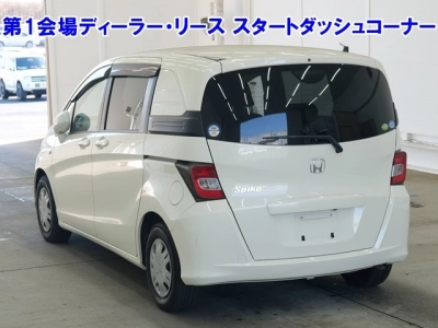 HONDA FREED SPIKE