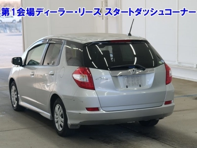 HONDA FIT SHUTTLE