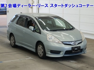 HONDA FIT SHUTTLE HYBRID