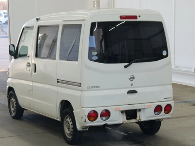 NISSAN CLIPPER