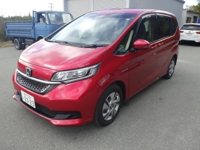 HONDA FREED HYBRID