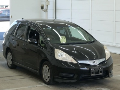 HONDA FIT SHUTTLE HYBRID