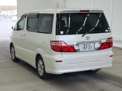 TOYOTA ALPHARD V