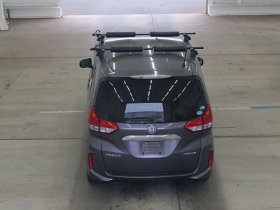 HONDA FREED HYBRID