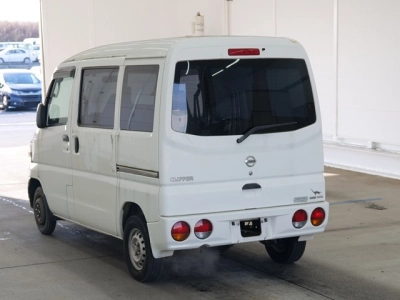NISSAN CLIPPER