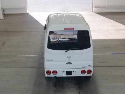 NISSAN CLIPPER