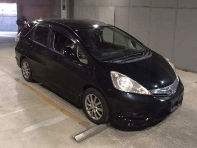 HONDA FIT SHUTTLE