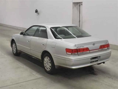 TOYOTA MARK II