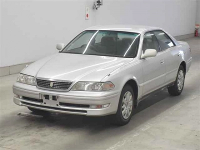 TOYOTA MARK II